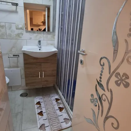 בית נופש Dv House Napoli Via Toledo Quartierispagnoli *
