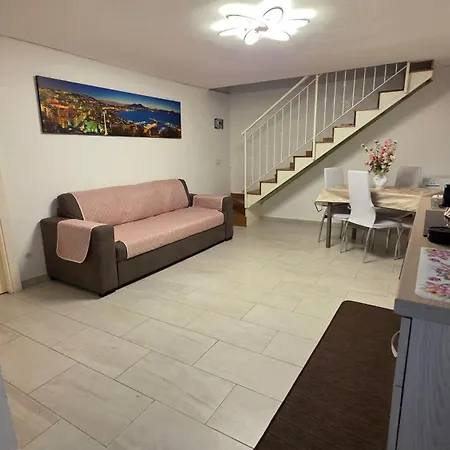 בית נופש Dv House Napoli Via Toledo Quartierispagnoli נאפולי