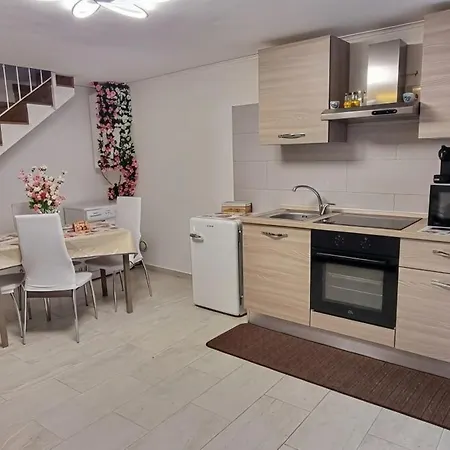 Dv House Napoli Via Toledo Quartierispagnoli