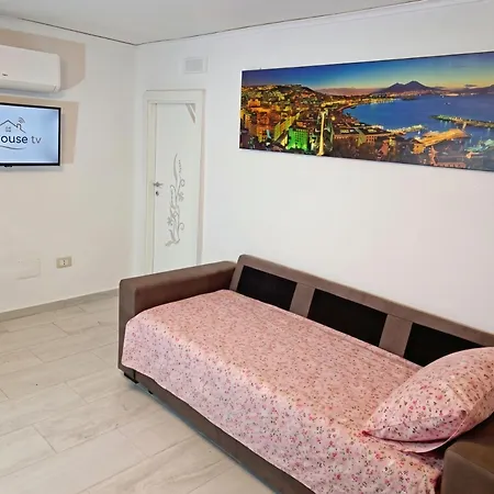 Dv House Napoli Via Toledo Quartierispagnoli בית נופש
